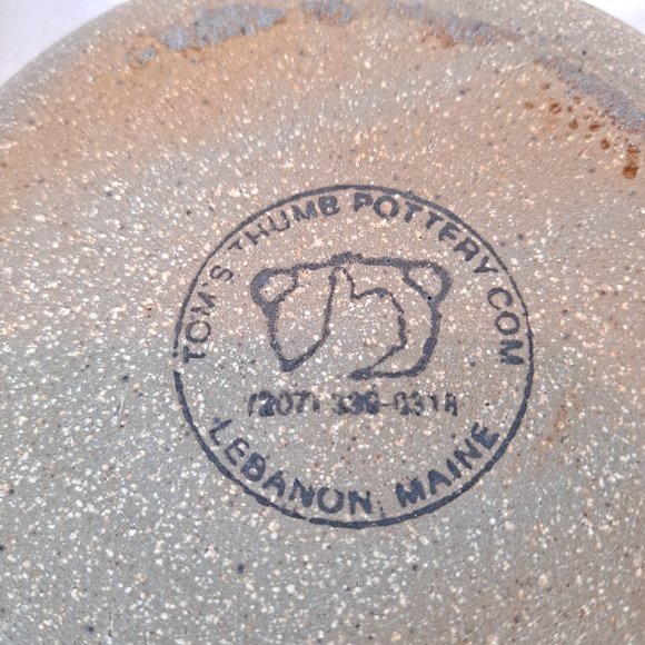 2 Art Pottery Bowls - One Signed - Picture 6 of 8